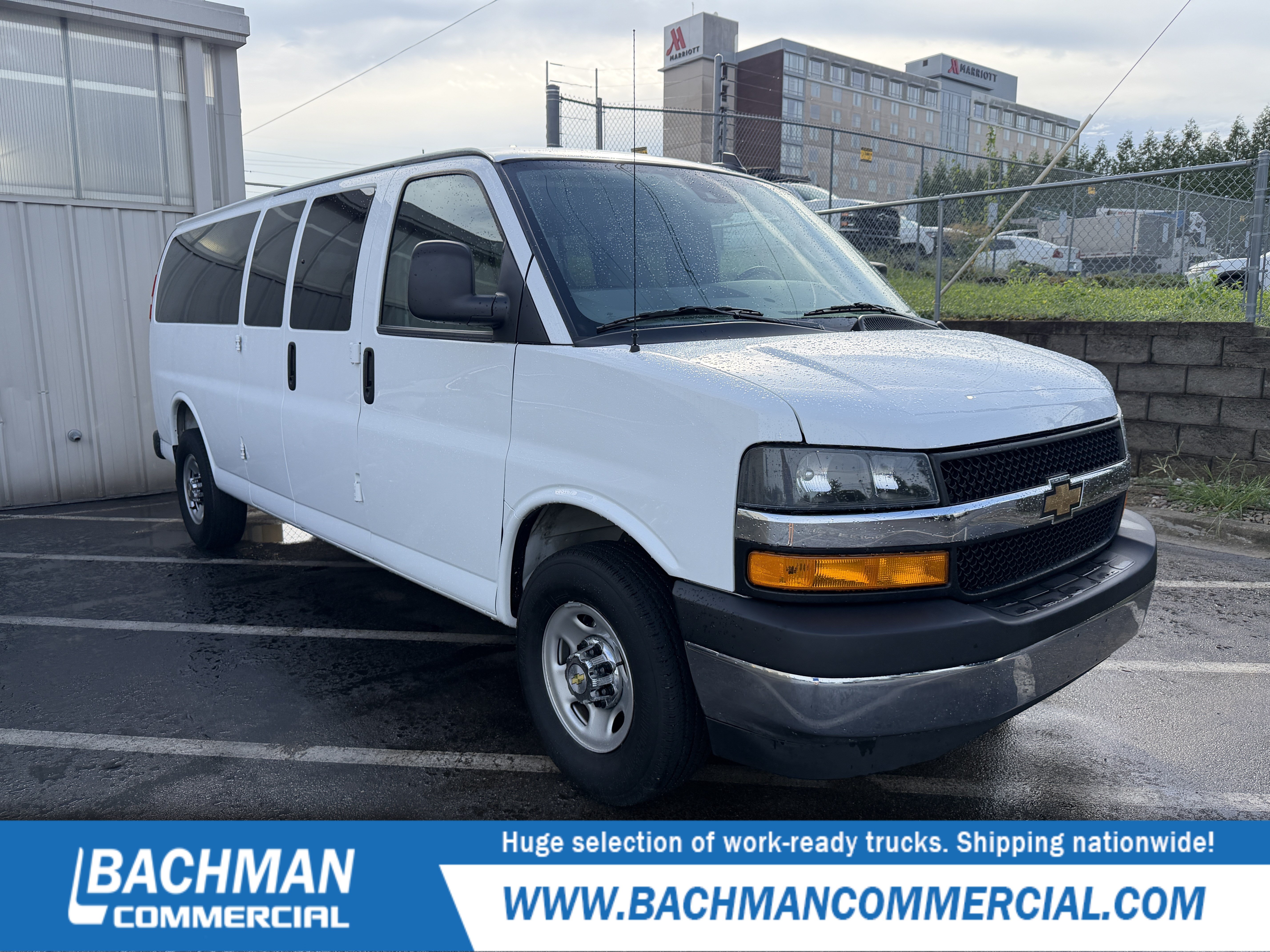 Used 2025 Chevrolet Express 3500 LT w/ LT Preferred Equipment Group RWD image 1