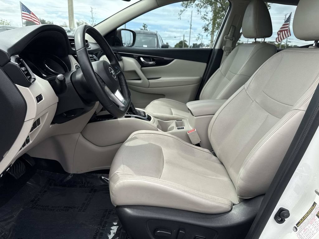 Certified 2019 Nissan Rogue Sport SL w/ Premium Package FWD image 20