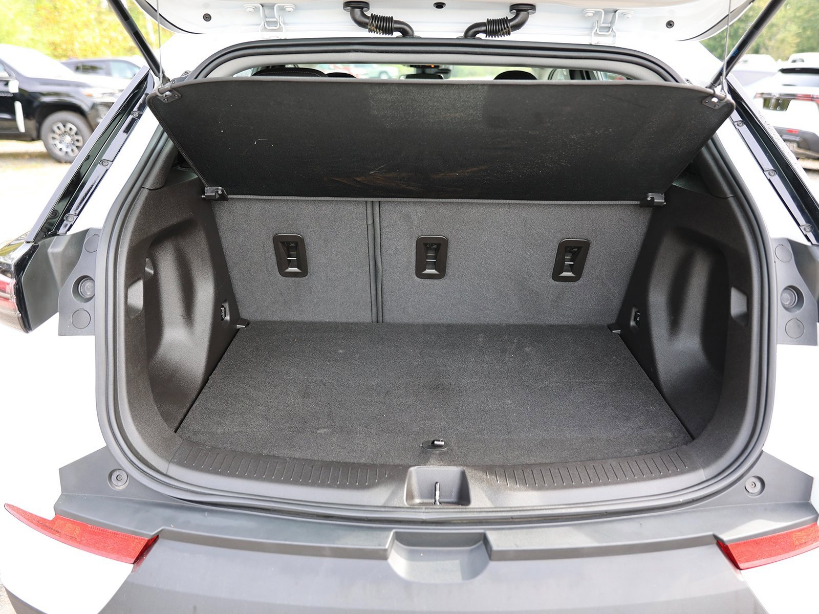 Certified 2022 Chevrolet Bolt EUV LT image 13