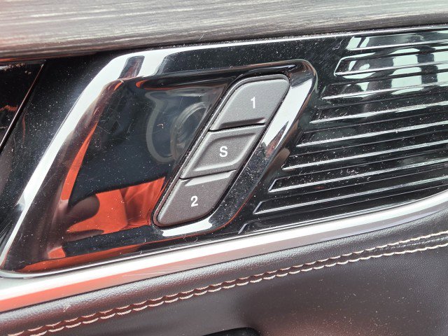 Used 2023 Jeep Wagoneer Series III w/ Convenience Group I AWD/4WD image 33
