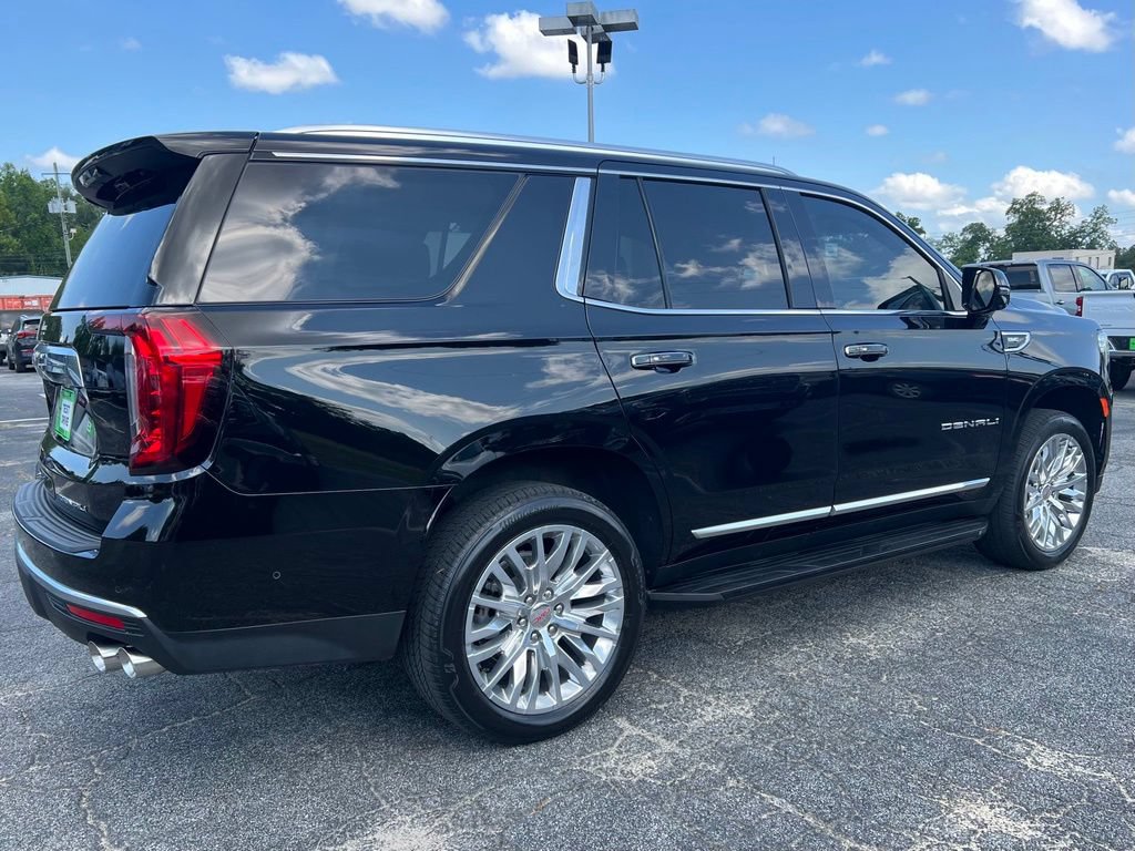 Used 2024 GMC Yukon Denali w/ Advanced Technology Package AWD/4WD image 3
