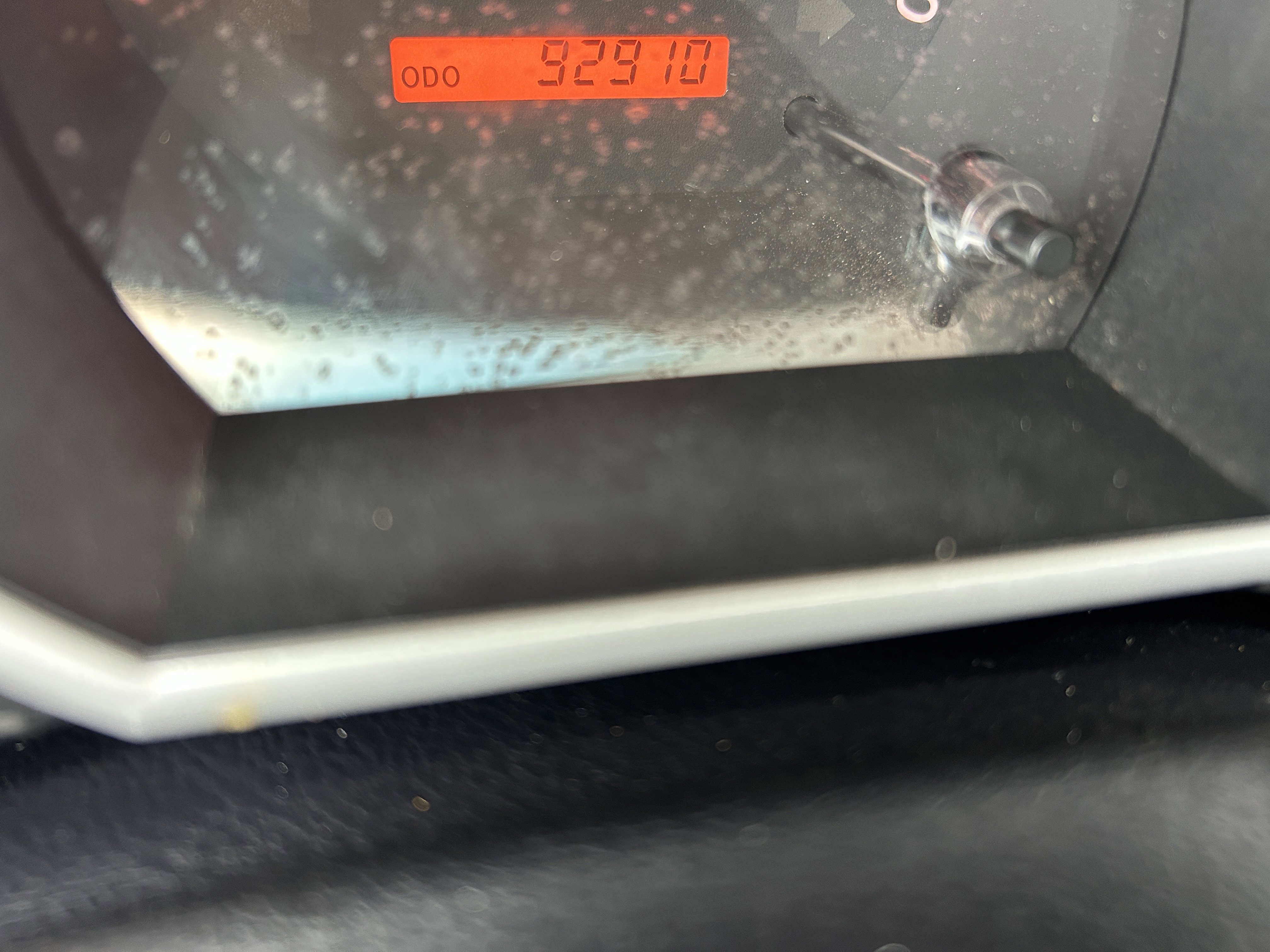 Used 2010 Toyota Tundra 4x4 CrewMax image 16