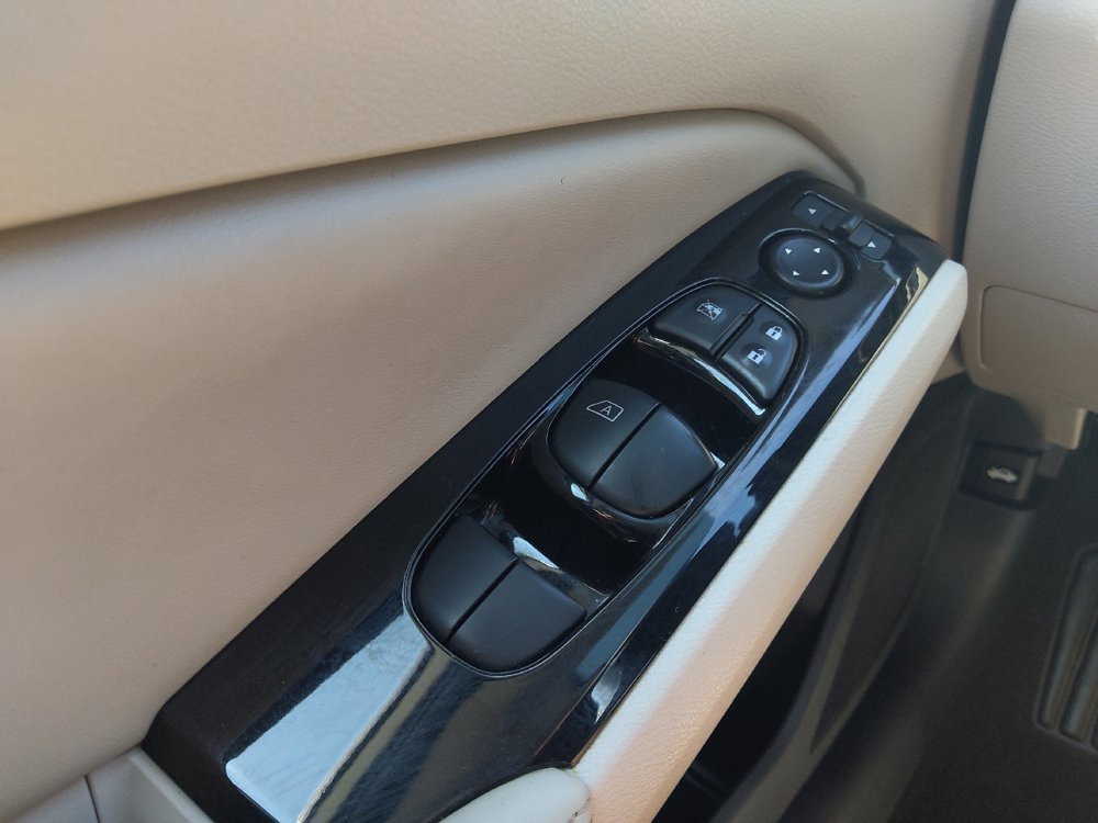 Used 2023 Nissan Altima 2.5 SV FWD image 27