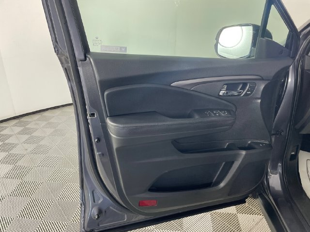 Certified 2022 Honda Pilot Special Edition image 17