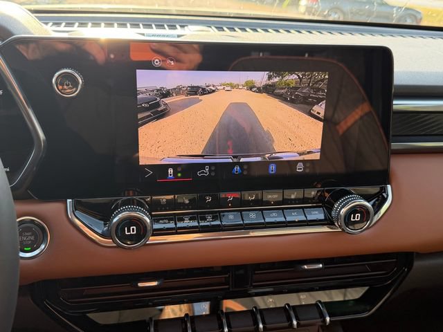 New 2026 GMC Canyon AT4 w/ Technology Plus Package AWD/4WD image 16