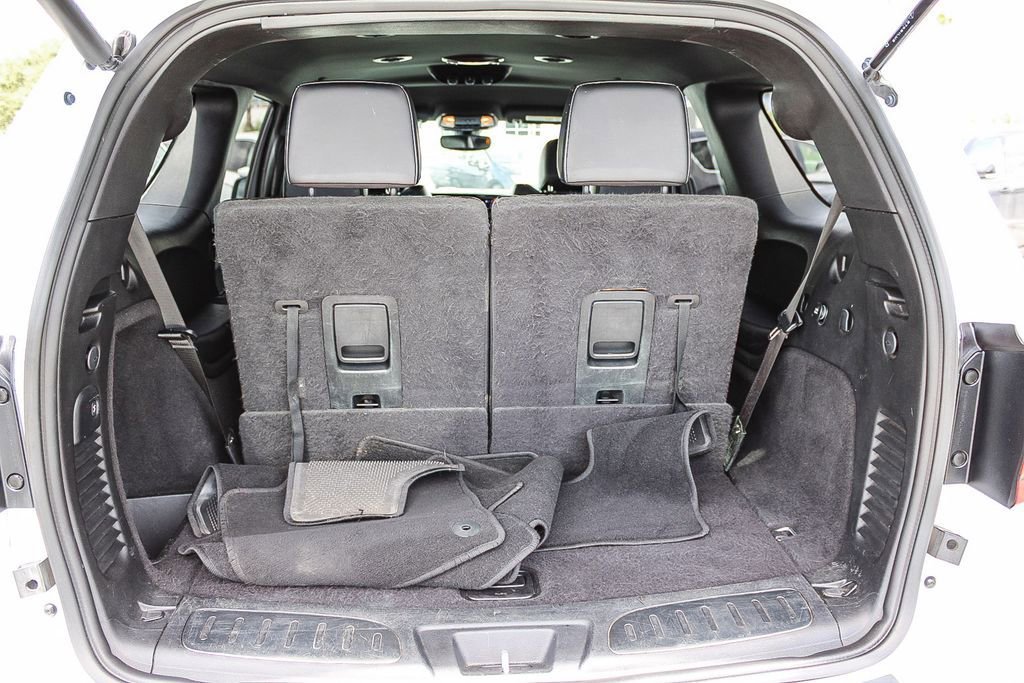 Used 2021 Dodge Durango R/T w/ Blacktop Package AWD/4WD image 27