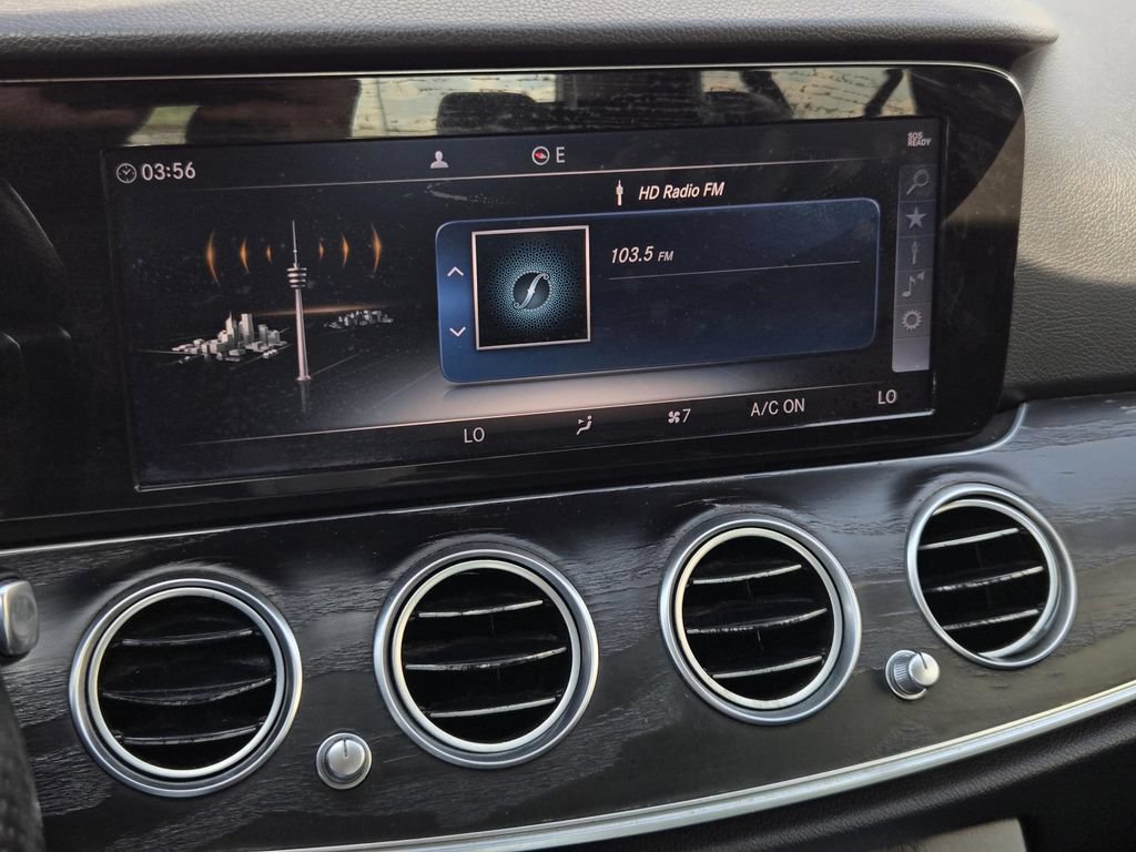 Used 2018 Mercedes-Benz E 300 image 21