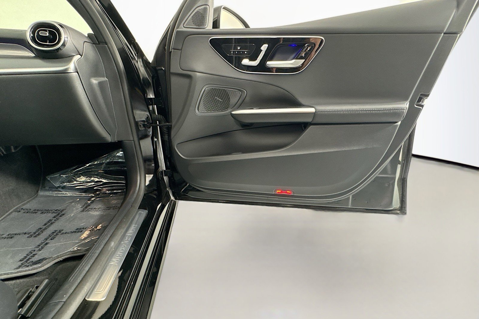 Certified 2024 Mercedes-Benz C 300 Sedan image 25