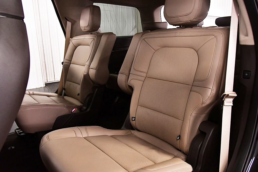 Used 2024 Lincoln Navigator Reserve image 29
