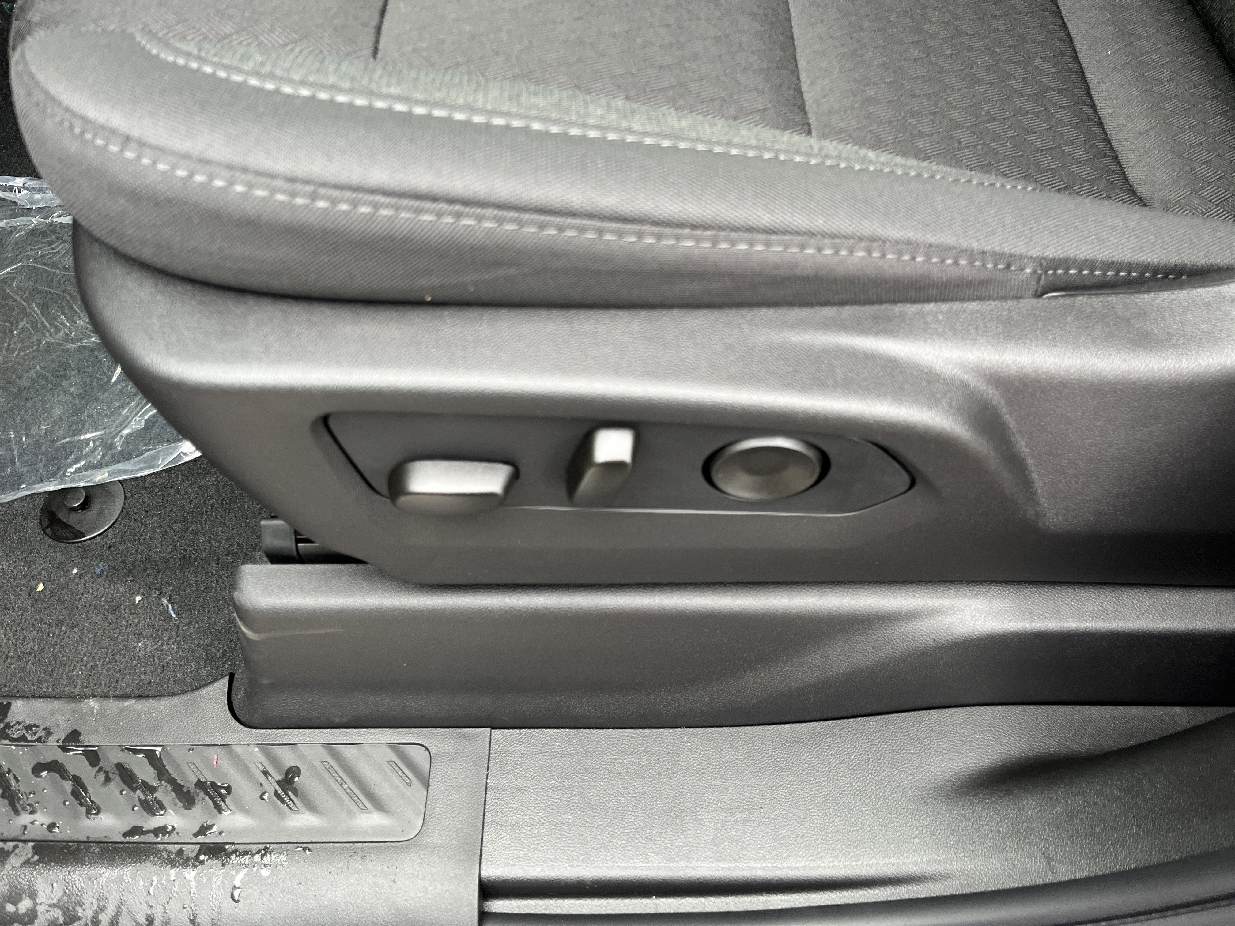 New 2026 Chevrolet Silverado 2500 Custom w/ Custom Convenience Package image 45