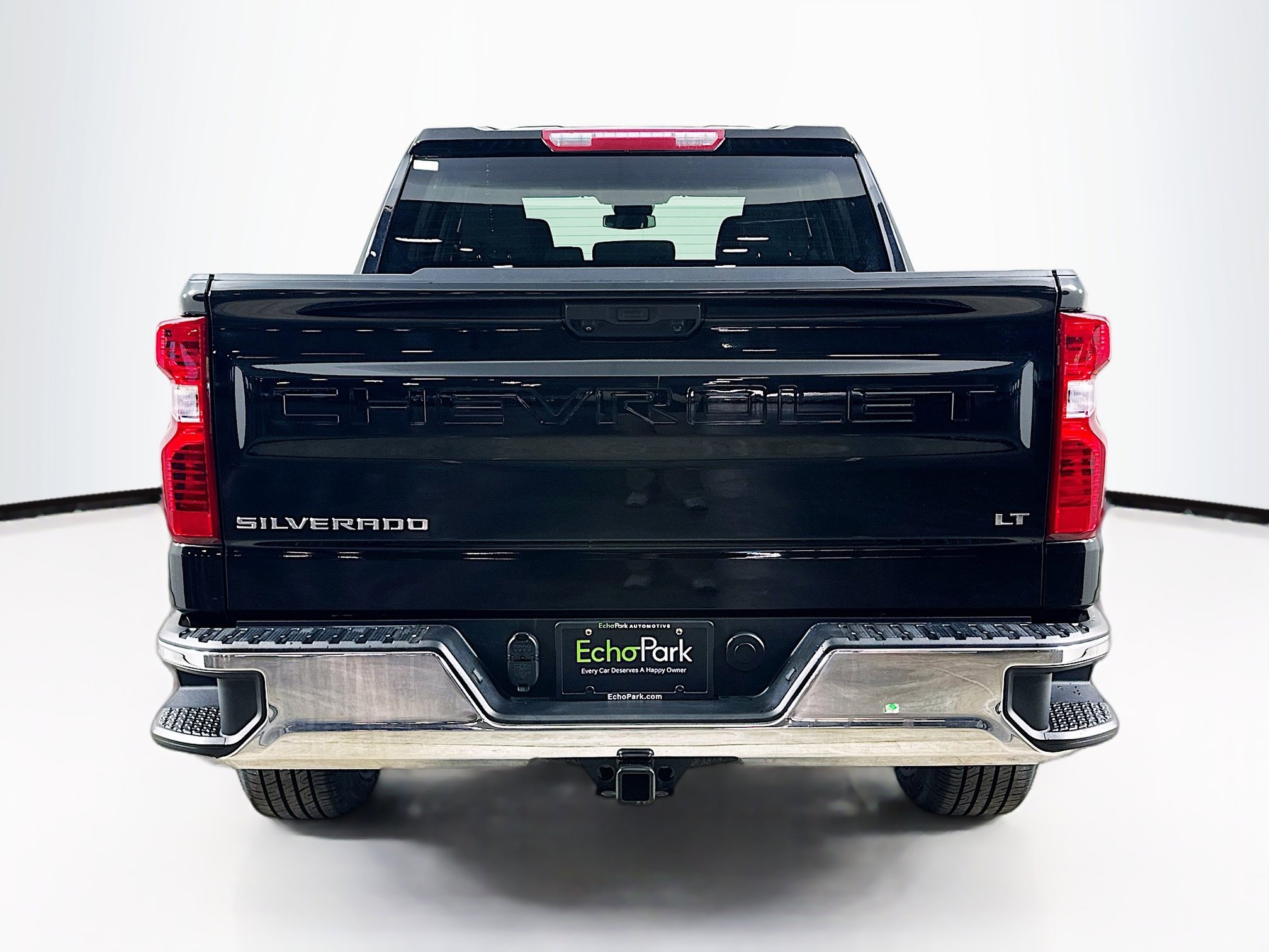 Used 2023 Chevrolet Silverado 1500 LT AWD/4WD image 7