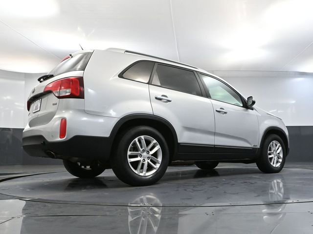 Used 2015 Kia Sorento LX image 48