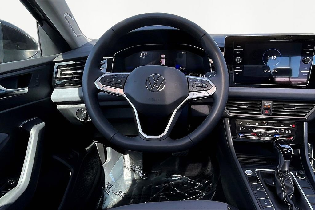 New 2026 Volkswagen Jetta SE image 8