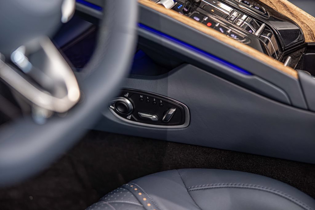 New 2026 Aston Martin DB12 Convertible RWD image 21