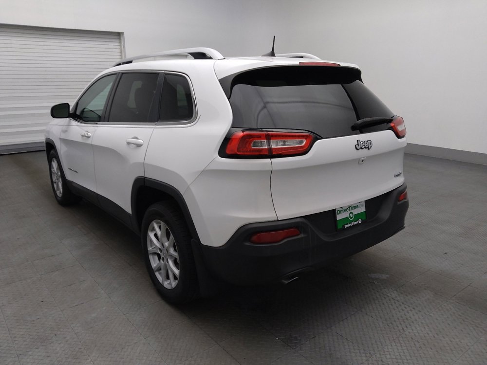 Used 2018 Jeep Cherokee Latitude Plus image 5