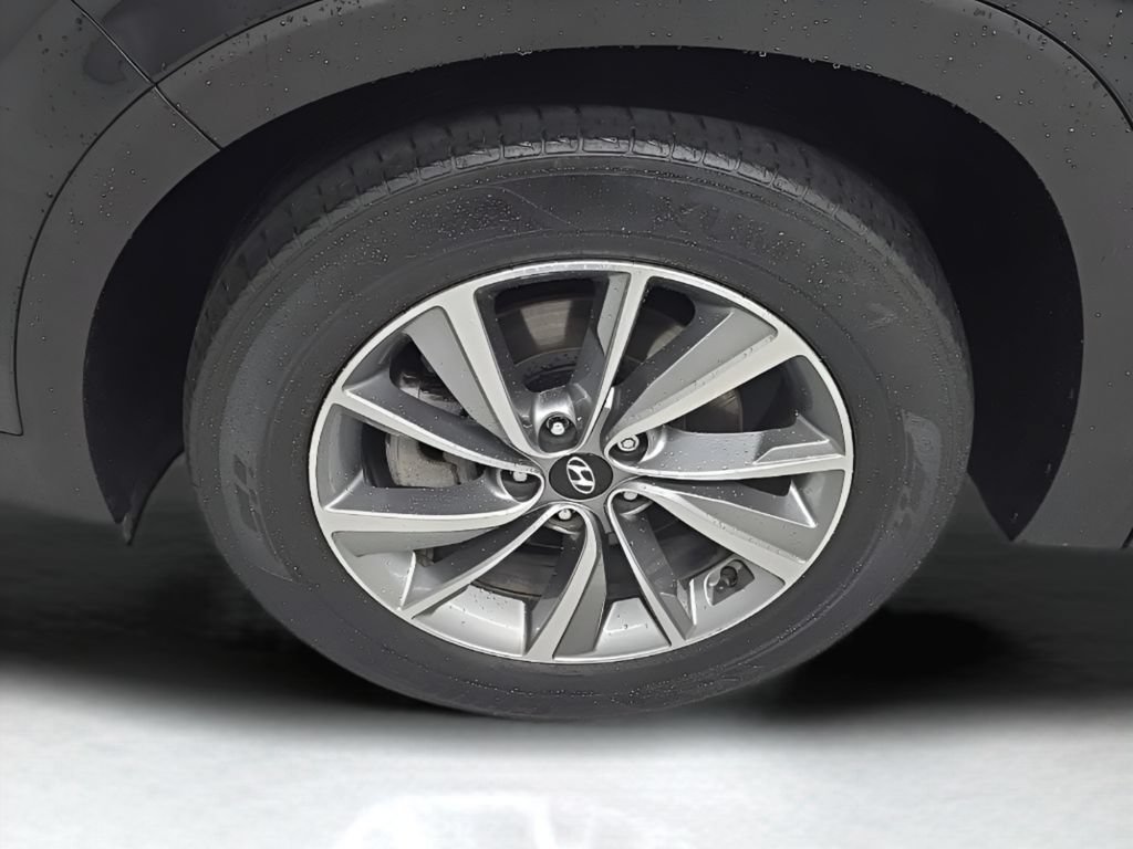 Used 2020 Hyundai Santa Fe SEL w/ Convenience + Premium Package FWD image 40