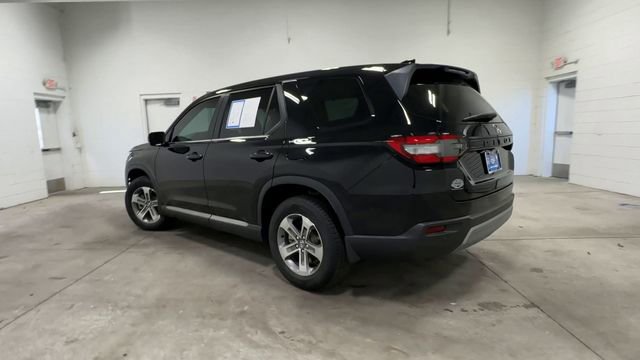 Used 2025 Honda Pilot EX-L image 9