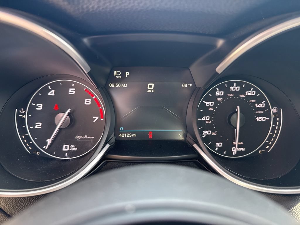 Used 2022 Alfa Romeo Stelvio Veloce AWD/4WD image 41