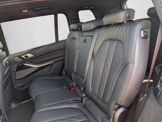 New 2026 BMW X7 M60i AWD/4WD image 17