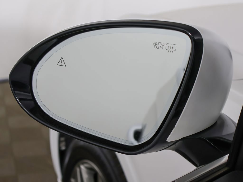 Used 2023 Genesis GV70 2.5T Advanced w/ Advanced Package image 36