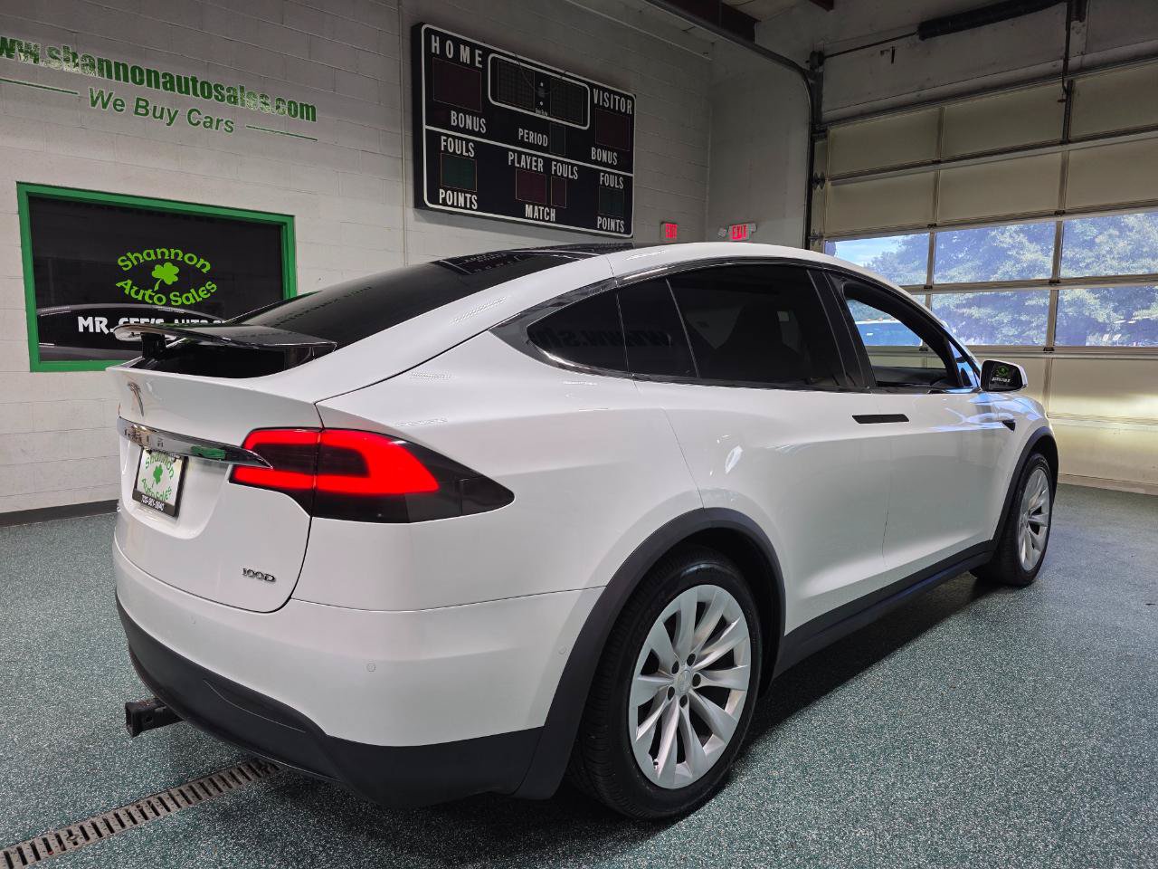 Used 2017 Tesla Model X 100D AWD/4WD image 6