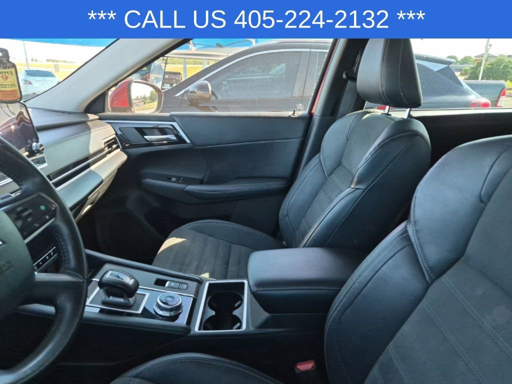 Used 2023 Mitsubishi Outlander SE AWD/4WD image 17