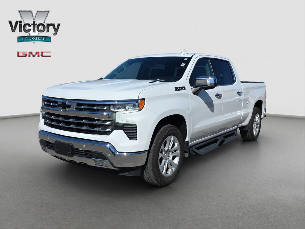 Used 2023 Chevrolet Silverado 1500 LTZ image 3