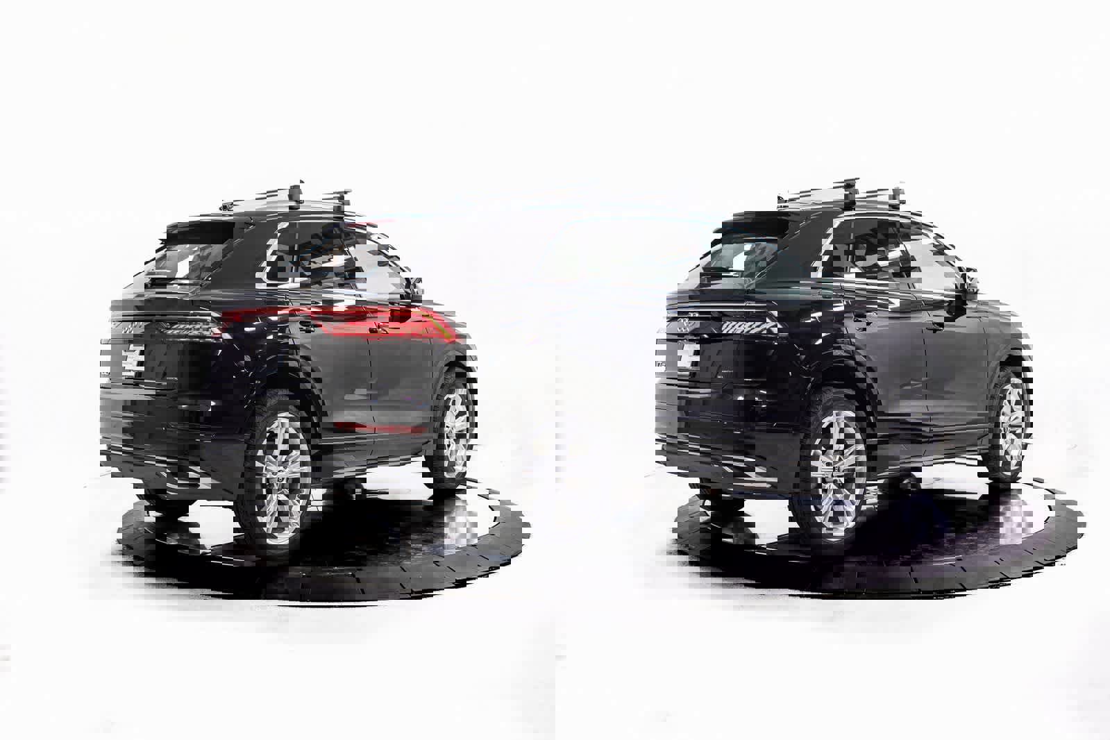 Used 2022 Audi Q8 Premium Plus image 7