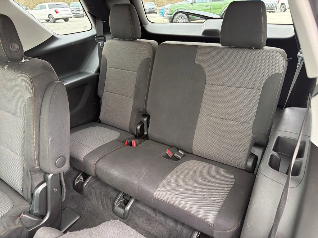 Used 2018 Chevrolet Traverse LT image 16