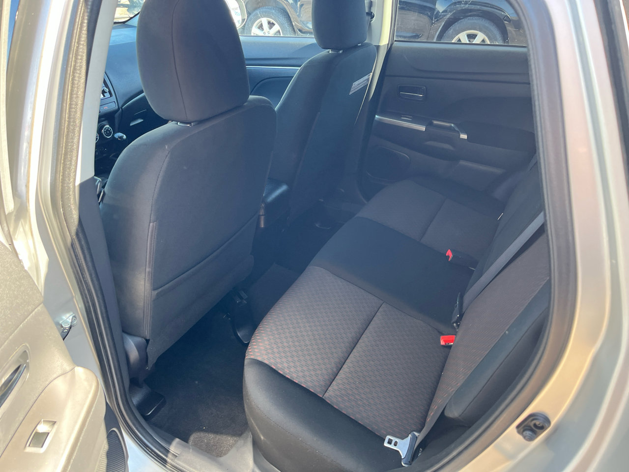 Used 2018 Mitsubishi Outlander Sport ES image 24