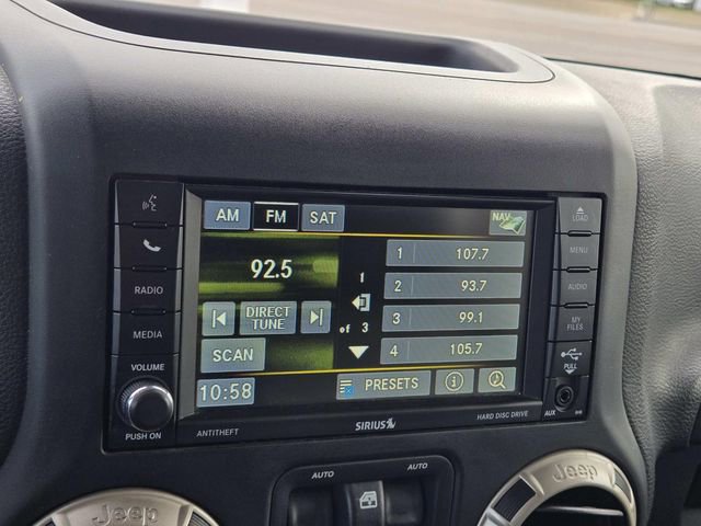 Used 2016 Jeep Wrangler Unlimited Sahara image 25