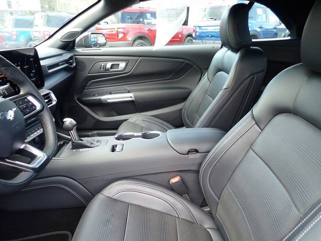 Used 2024 Ford Mustang Premium image 17