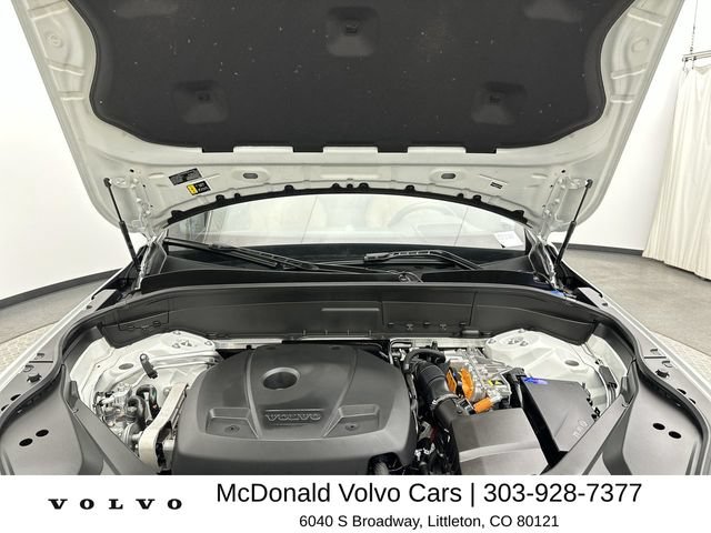 Certified 2025 Volvo XC90 T8 Ultra w/ Lounge Package AWD/4WD image 27