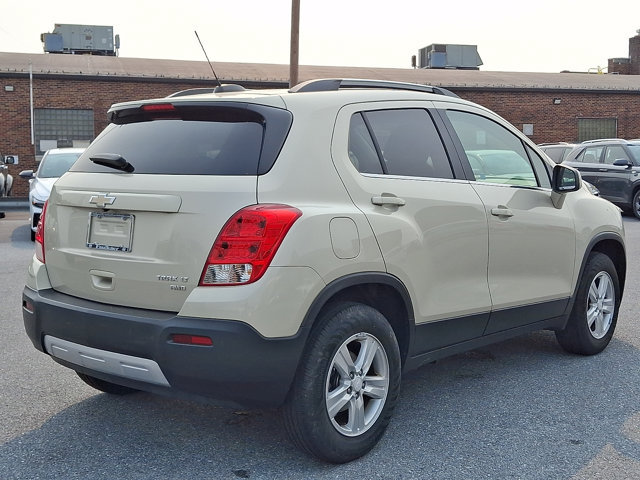 Used 2016 Chevrolet Trax LT w/ LT Convenience Package AWD/4WD image 4