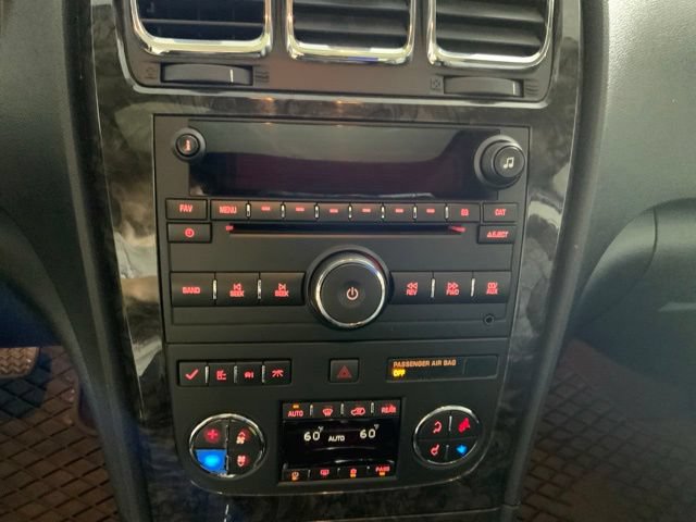 Used 2011 GMC Acadia Denali FWD image 19