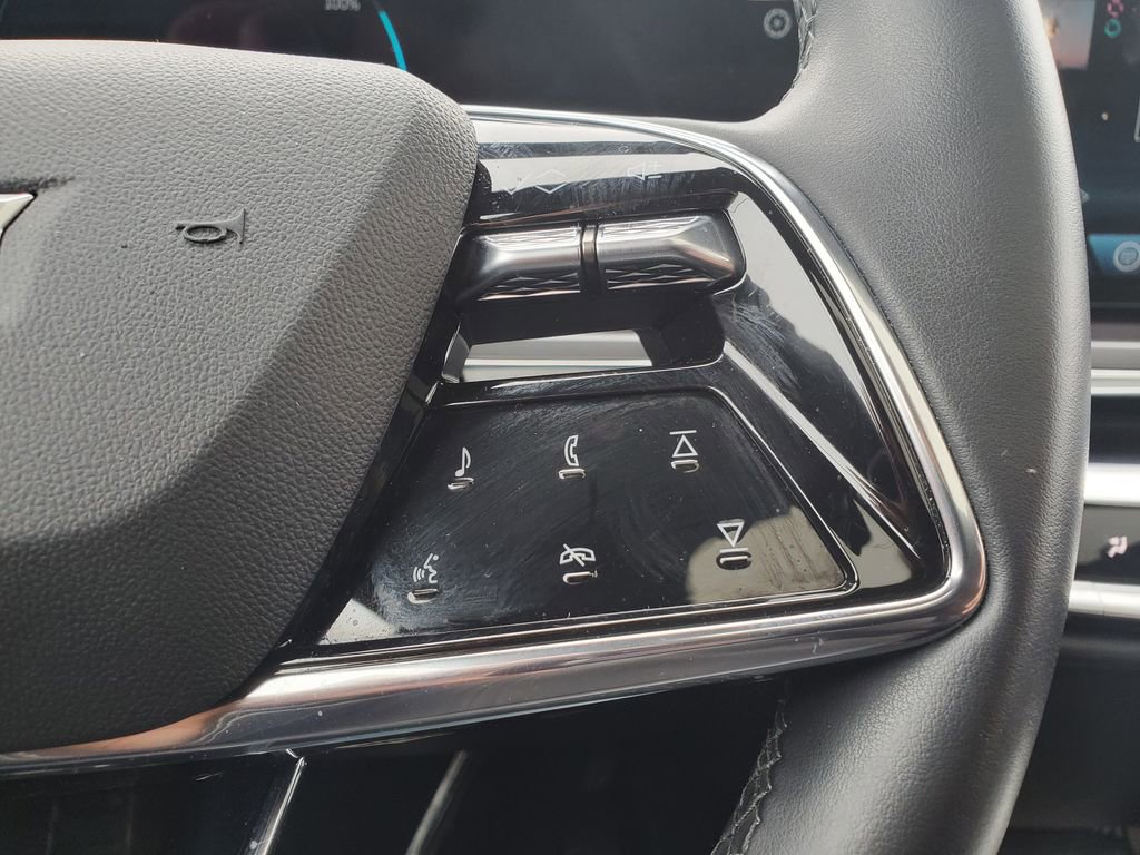 Used 2024 Cadillac Lyriq Tech w/ Driver Assist Package image 23