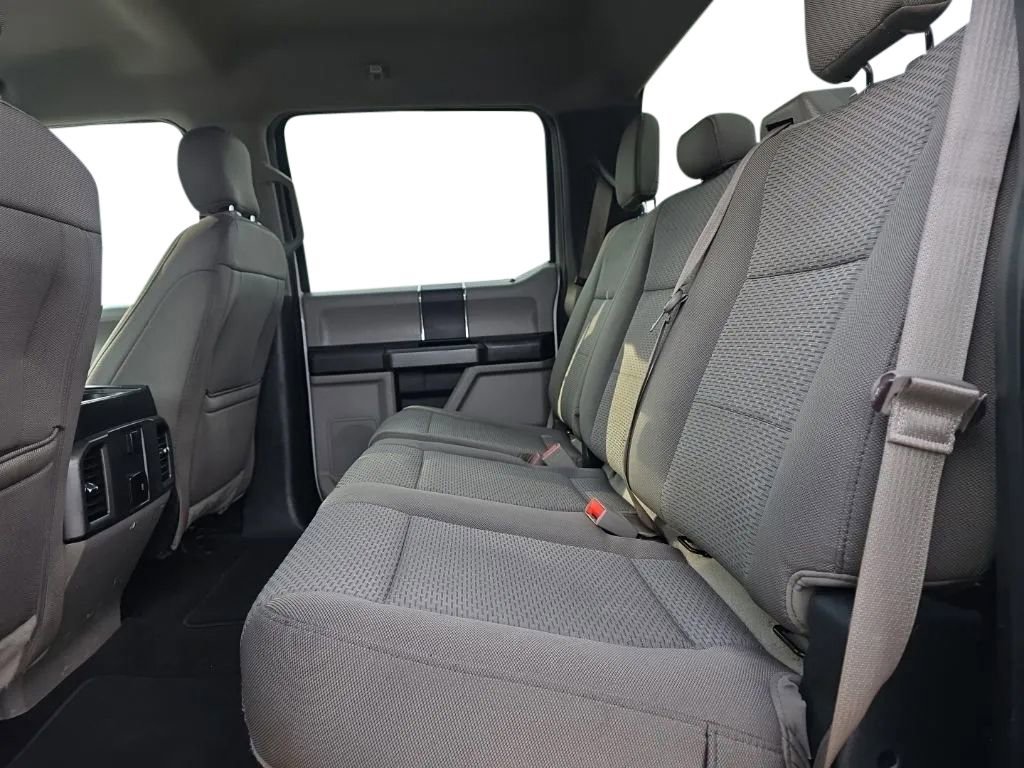 Used 2020 Ford F150 XLT w/ Heavy-Duty Payload Package AWD/4WD image 16