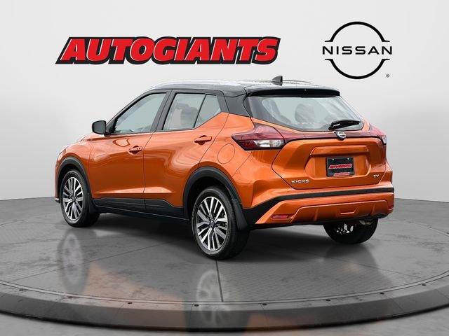 Used 2023 Nissan Kicks SV image 5