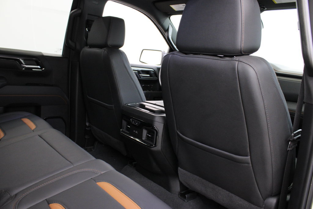 Used 2025 GMC Sierra 1500 AT4 AWD/4WD image 22