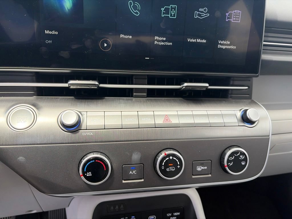 Used 2026 Hyundai Kona SE AWD/4WD image 17