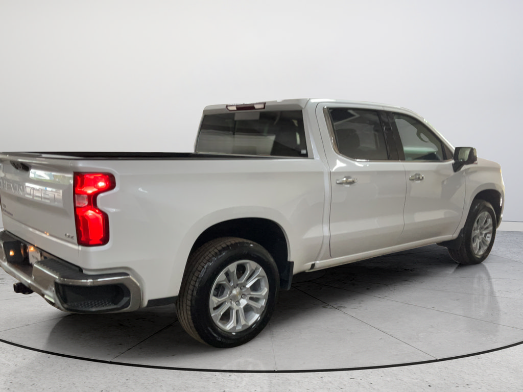 Certified 2022 Chevrolet Silverado 1500 LTZ w/ LTZ Convenience Package II AWD/4WD image 37