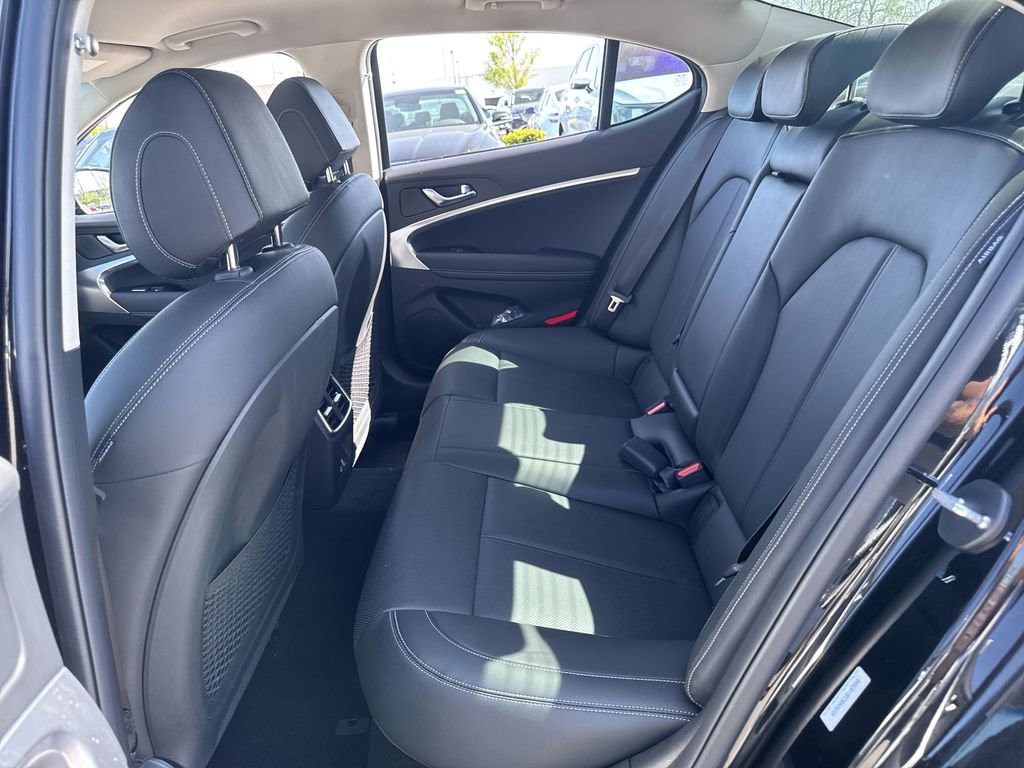 New 2025 Genesis G70 2.5T image 24