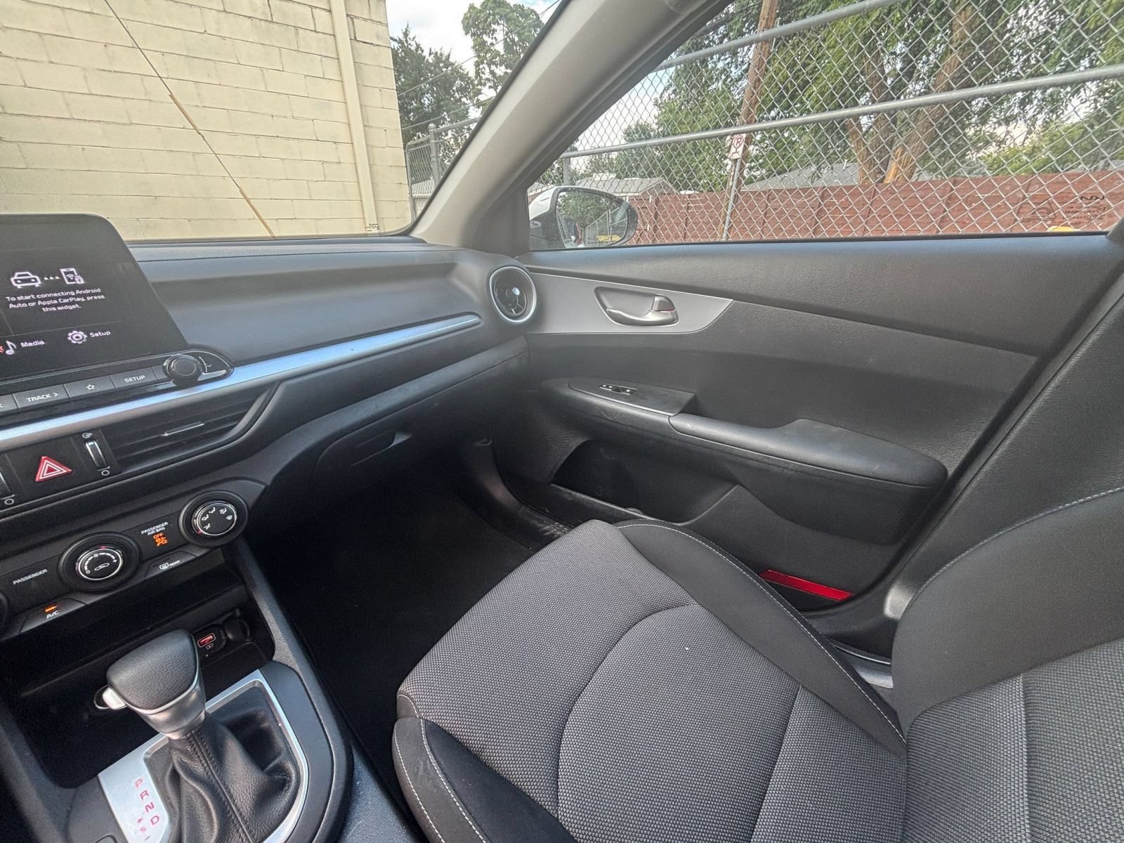 Used 2024 Kia Forte LXS FWD image 31