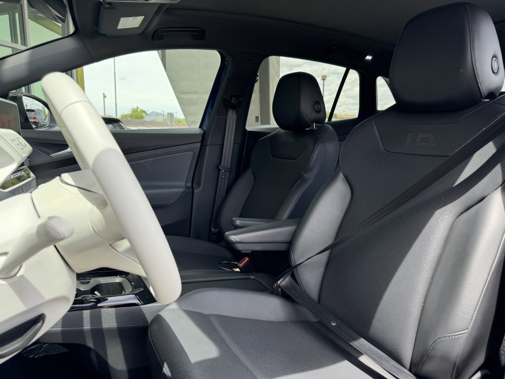 Used 2021 Volkswagen ID.4 1st Edition image 33