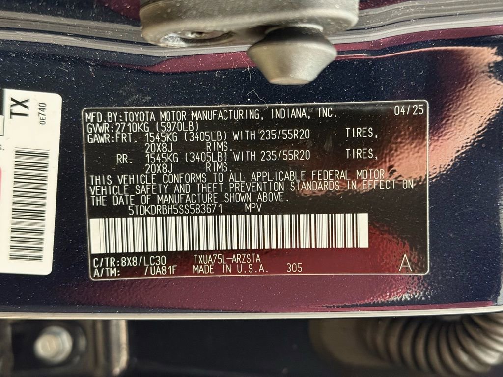 Certified 2025 Toyota Highlander XSE image 31