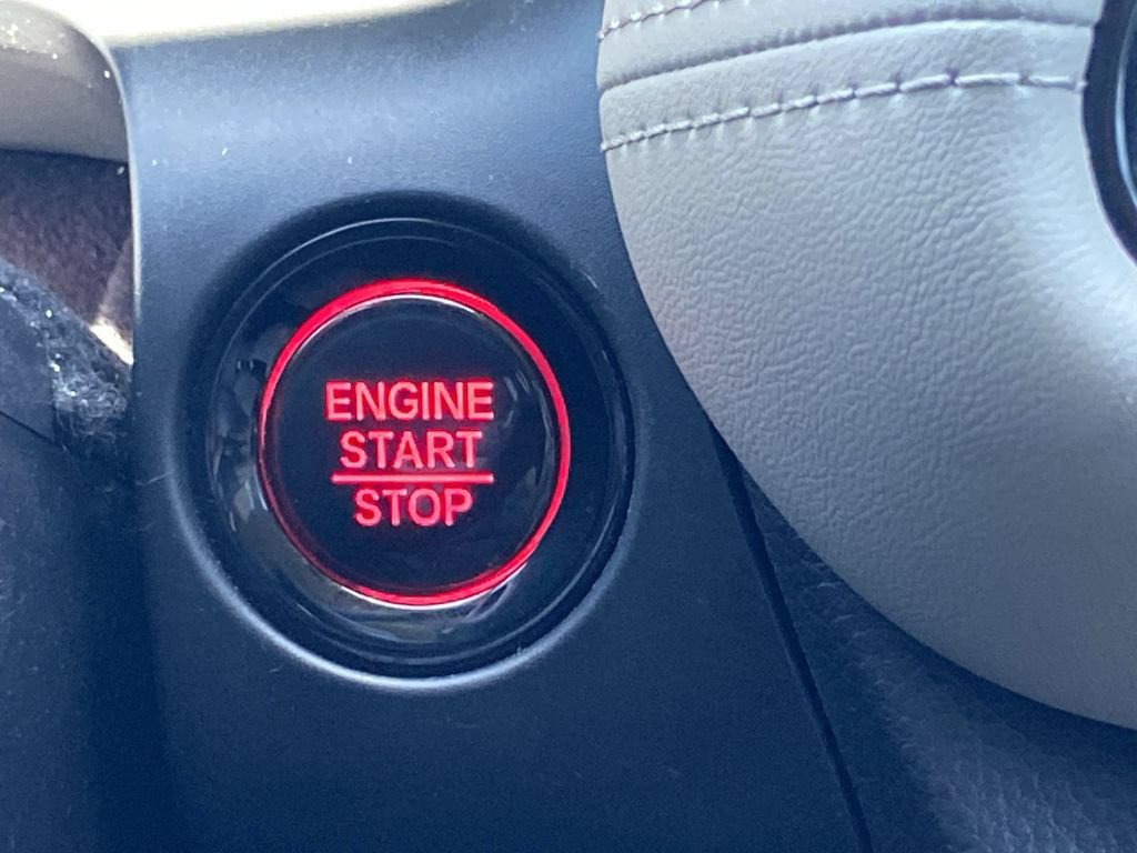Used 2025 Honda HR-V LX image 12