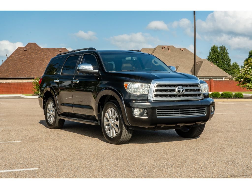 Used 2016 Toyota Sequoia Limited RWD image 3