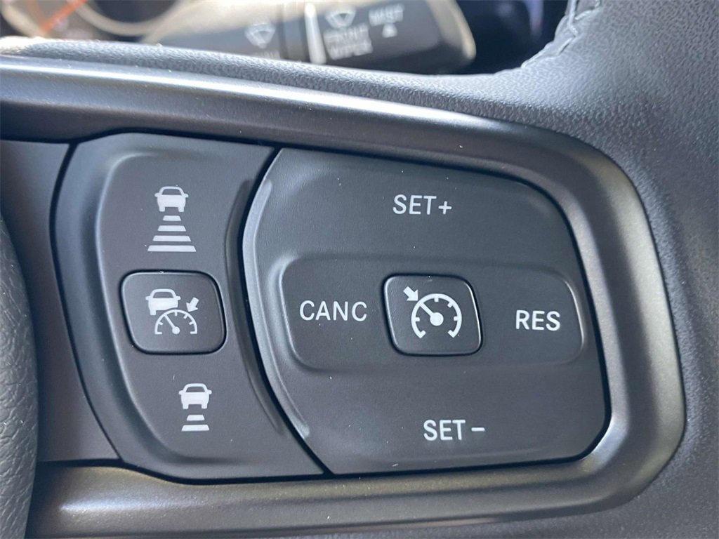 New 2025 Jeep Gladiator Sport image 21