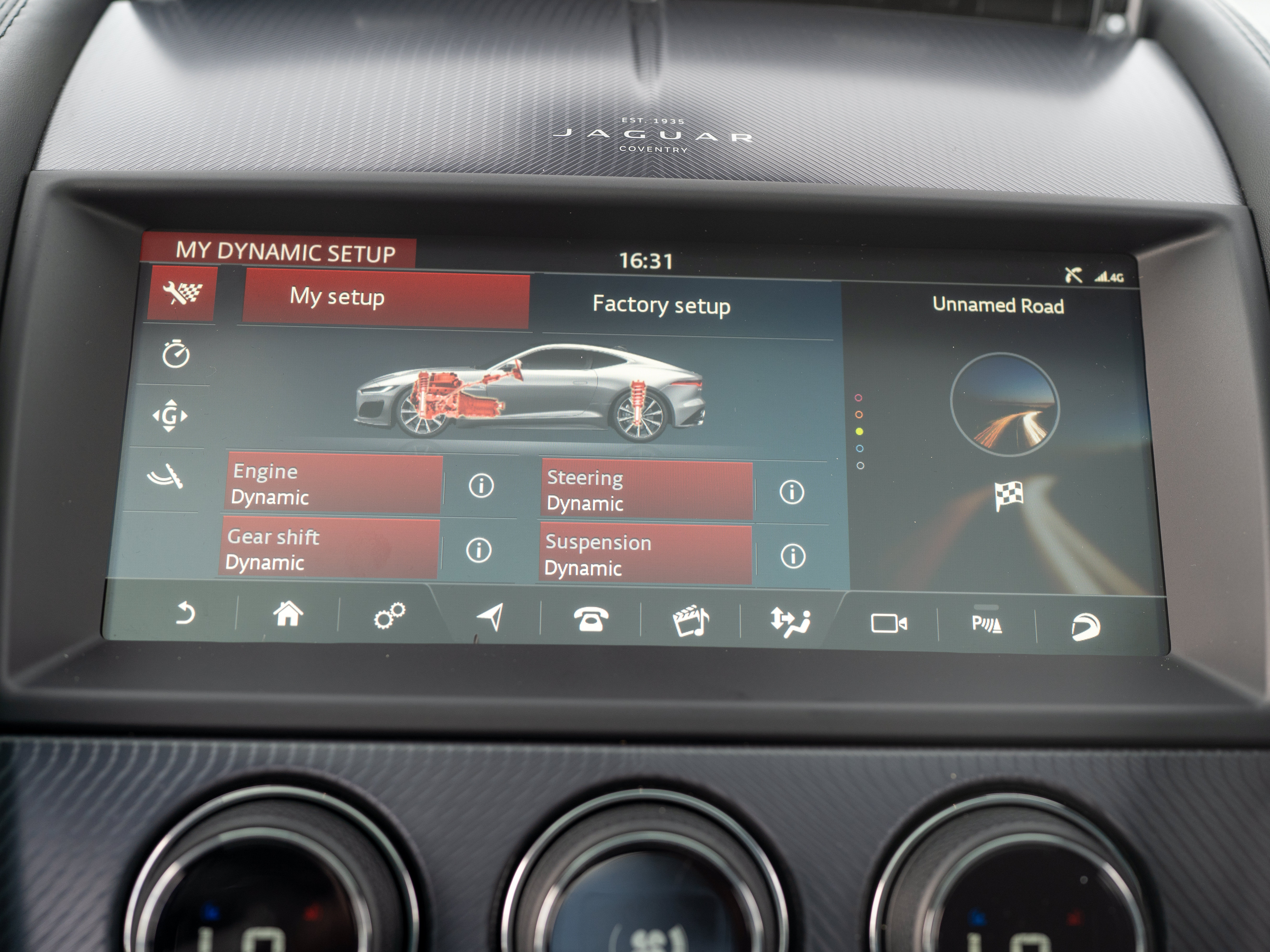 Used 2024 Jaguar F-TYPE R-Dynamic RWD image 26