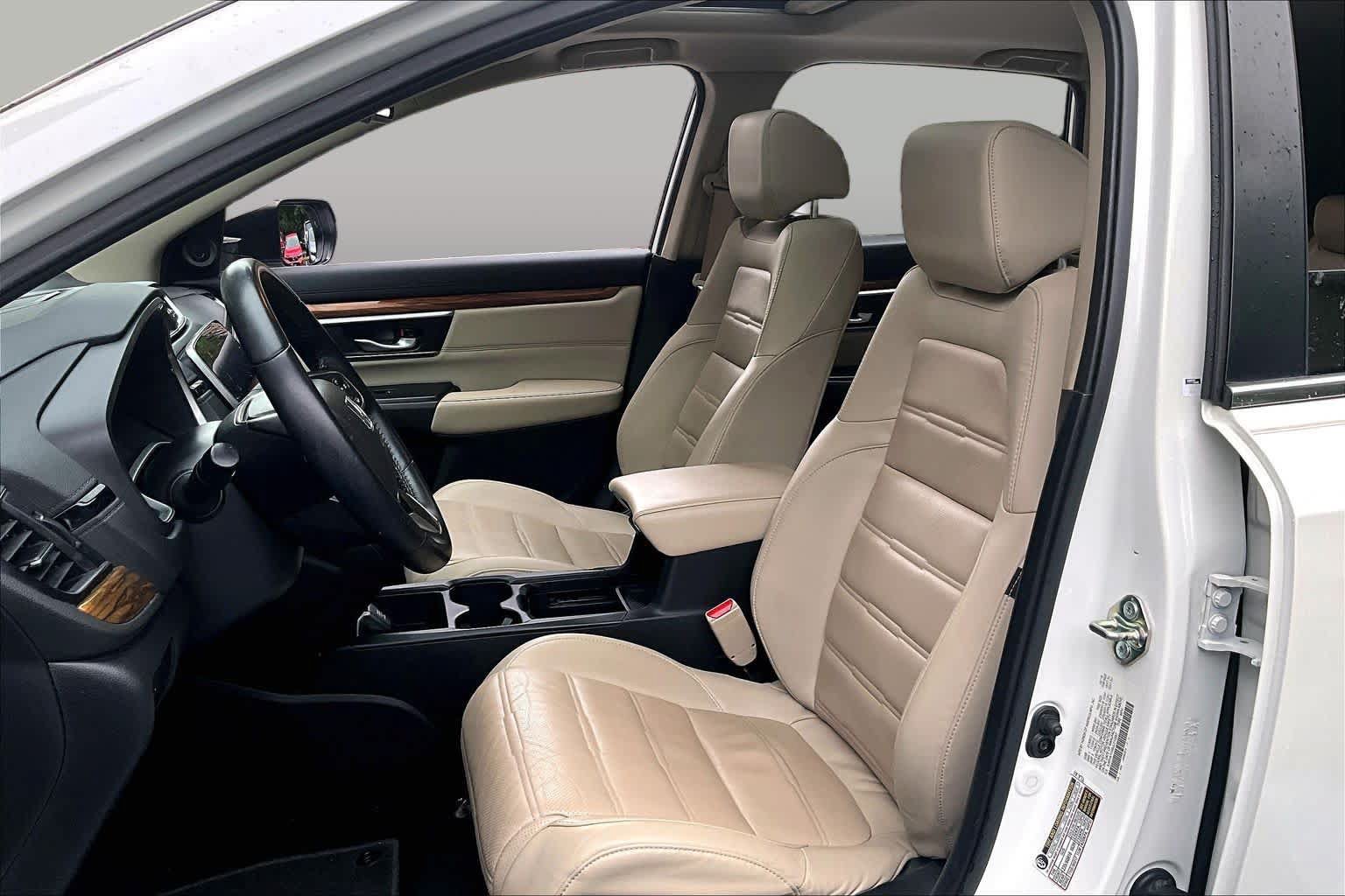 Used 2018 Honda CR-V Touring image 8